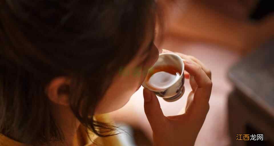 喝茶到底是防癌还是患癌？北京大学50万中国人研究：喝茶不养生