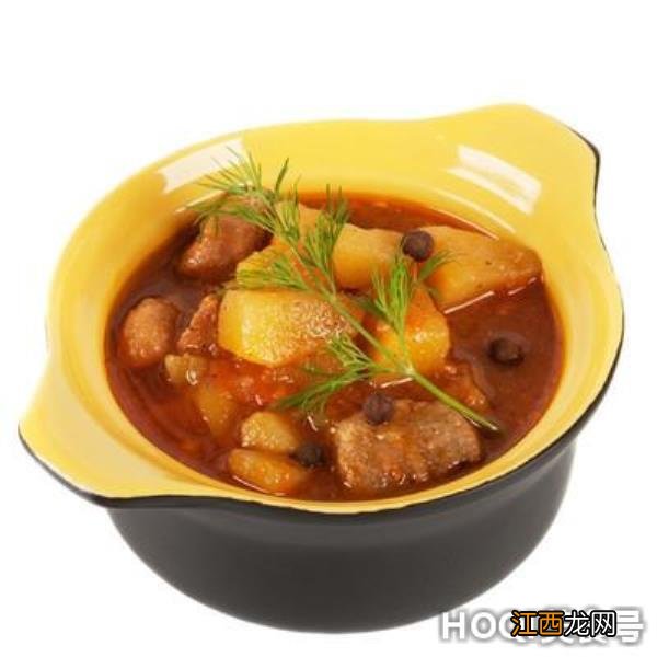 土豆烧三层肉怎么做才好吃？ 三层肉炒土豆做法大全