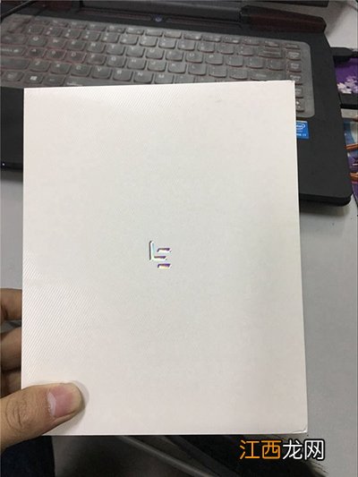 乐视乐Pro3双摄AI版开箱图赏：笑脸是最大的改变