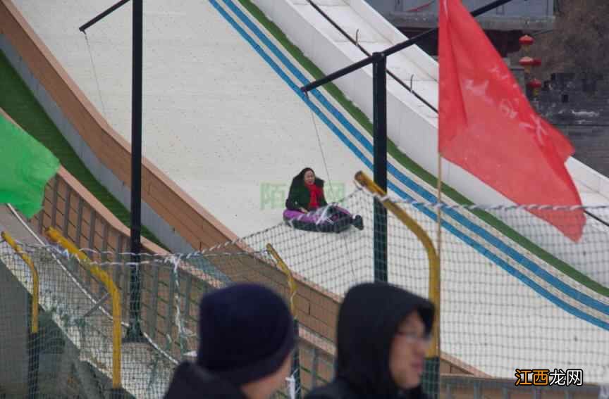 “只疯玩 不封园” 尽在太白山温泉滑雪季