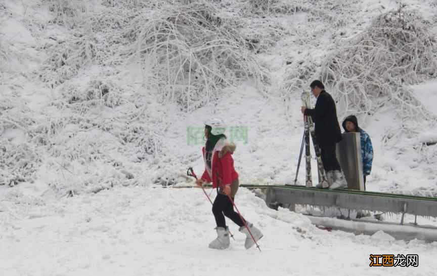 “只疯玩 不封园” 尽在太白山温泉滑雪季