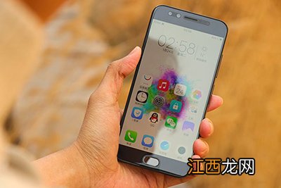 2000元以下可以流畅打王者吃鸡的手机有哪些？