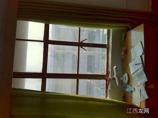 夫妻头脚对着睡好吗 睡觉脚西头东犯忌吗，睡觉头朝西是大忌吗