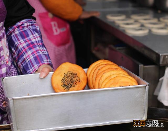 江汉路有什么好吃的推荐一下？江汉路最值得吃的，原来诀窍这么简单