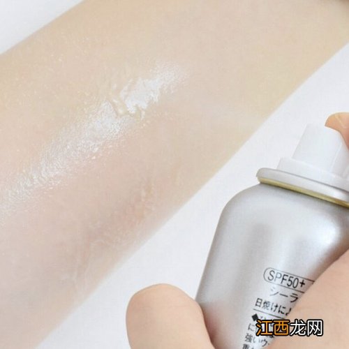 它拥有着SPF50+ PA++++的超高防晒指数