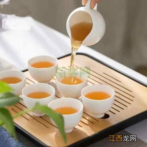 喝茶延年益寿祛百病 勿忘饮茶养生