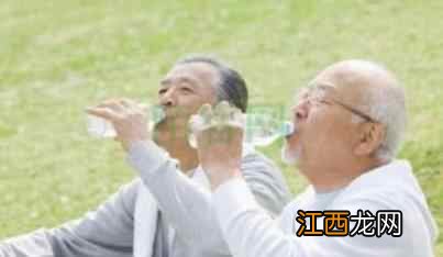 80%的疾病都与缺水有关,这个最佳饮水时间表请您收好!