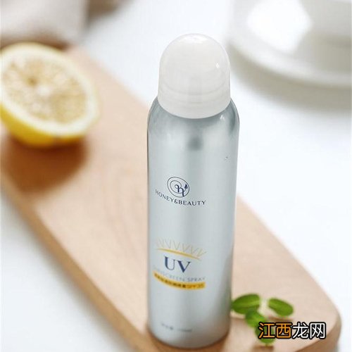 之前用过一些防晒喷雾总觉得脸上有点灼伤和刺痒的感觉