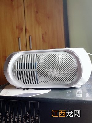 3.没想到300多能买到这么优秀的投影机