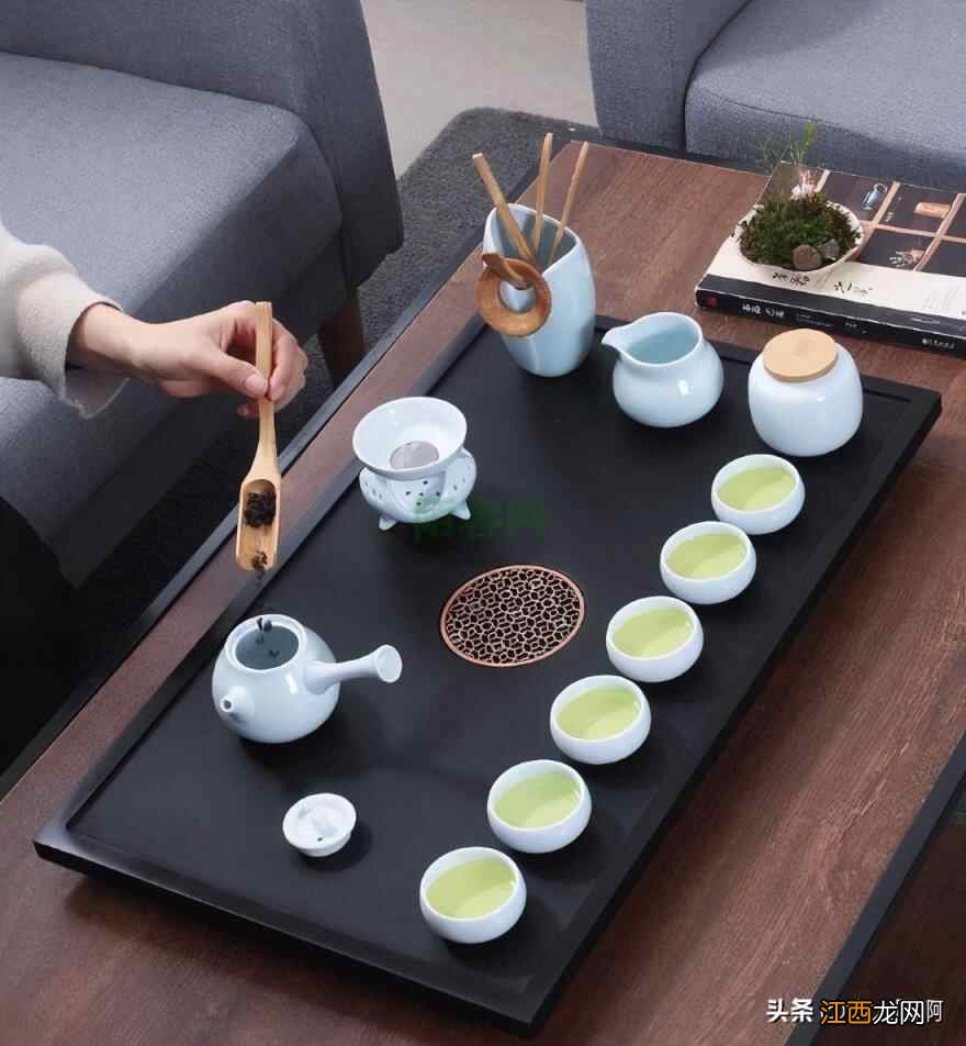 你喝茶的养生方式是正确的?怎么选择适合自己的茶?赶紧关注了