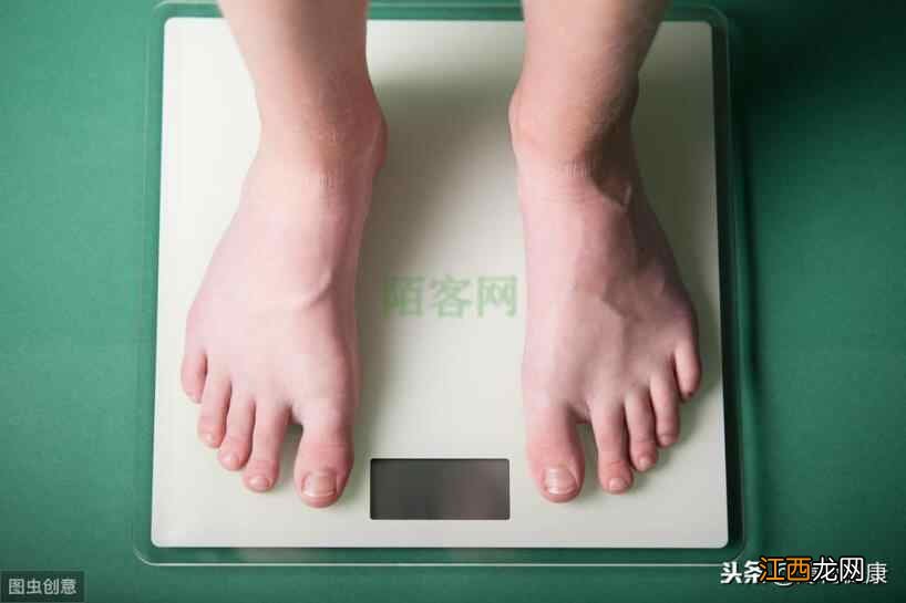 靠这4个小方法,暴食女孩3个月减重17斤,变身专业养生少女