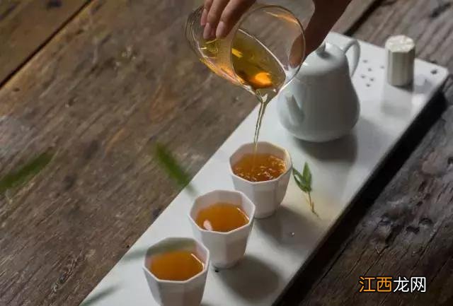 什么季节的红茶好喝？红茶适合什么季节的呢，不了解，就看这