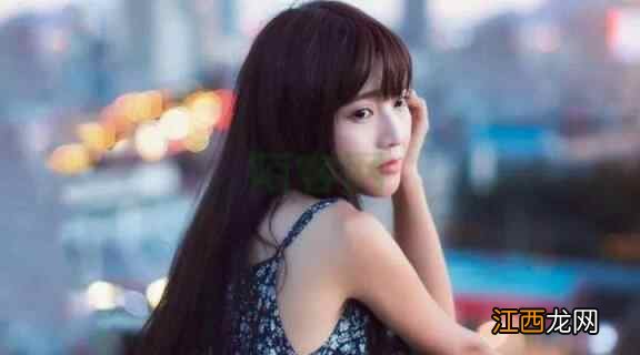 立春后,女人要懂得保养,要吃2菜,喝2茶,刮油解腻,皮肤有光泽