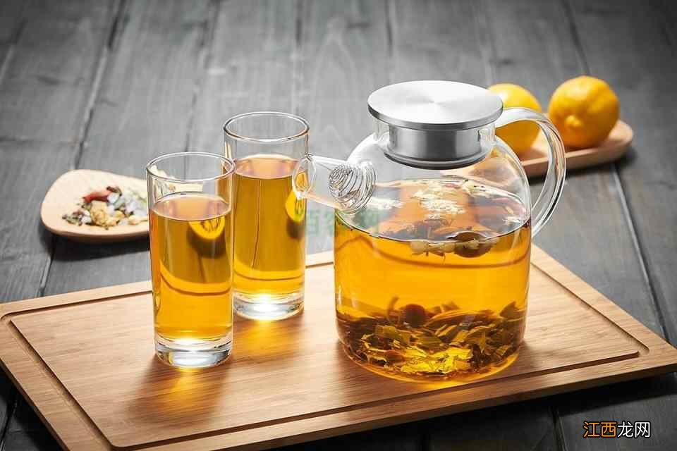 立春后,女人要懂得保养,要吃2菜,喝2茶,刮油解腻,皮肤有光泽