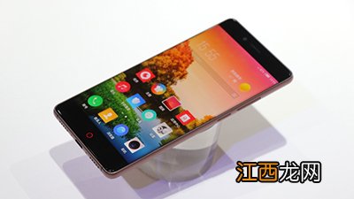 nubia Z11手机尊享版现场实拍：更轻更薄