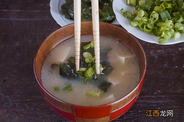 用买好的味增汤料做味增汤？味增汤由什么构成，看完文章就一目了然了!