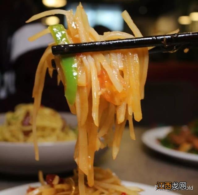 酸溜土豆丝家常菜做法?醋溜土豆丝是哪个地方的菜,瞬间就懂了,来!
