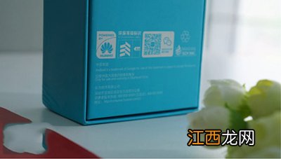 荣耀畅玩6A开箱图赏：熟悉的大白脸设计