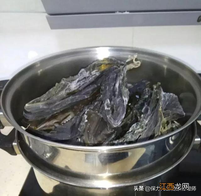 海带泡后表面有水泡是什么原因？海带泡发后有小泡，看完就可以做到