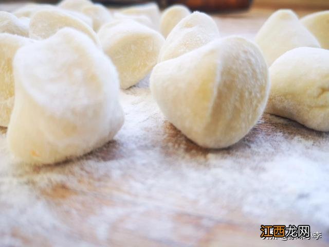 蒸饺适合什么面粉?蒸饺用哪种面粉最好,一定要吃透此文重点