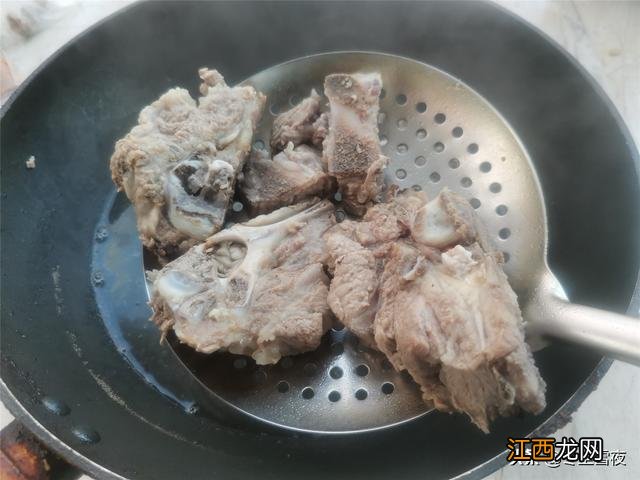 什么汤有助于健脾胃?健脾胃最好最快的汤,看完刷新了认知!