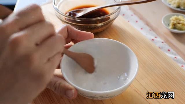 炒菜菜为什么会变色？菜饭为什么是绿色，相信这篇文章讲的