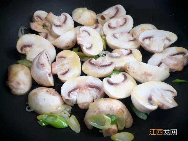 菜花和什么菜一起炒着吃？菜花和啥一起炒，这样的文章太好了