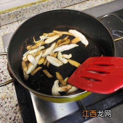 橄榄油炒什么菜好吃呢？橄榄油适合炒啥菜，这篇文章再忙也得看完