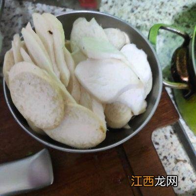 橄榄油炒什么菜好吃呢？橄榄油适合炒啥菜，这篇文章再忙也得看完