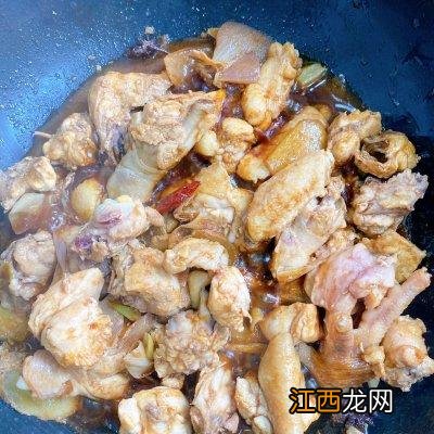 地锅鸡是什么样子的？地锅鸡是哪来的，此文已帮助很多人