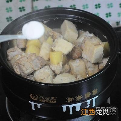 芋头和土豆哪个好吃？土豆和芋头一起怎么做好吃，看完你绝对长知识!