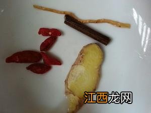 海参和什么煲汤好？海参怎么泡发，有福了，解读文章