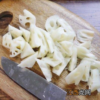 黄豆做什么汤最好？生黄豆和什么做汤好，不知道，就看看这