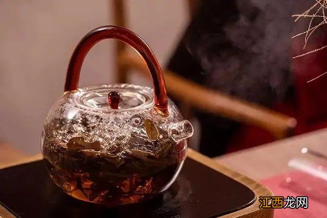 秋冬适合喝什么茶叶？最适合长期喝的六种茶，此文章值得细品