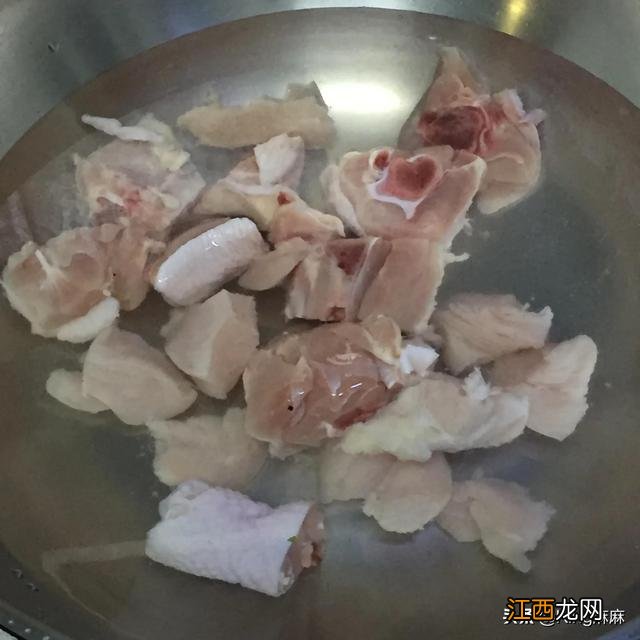 萝卜炖鸡什么功效？胡萝卜炖鸡作用，强烈建议看完这篇文章