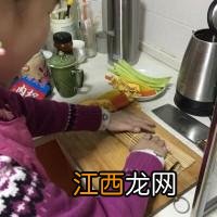 做紫菜包饭需要什么料？紫菜包饭的食材准备，看完受益匪浅