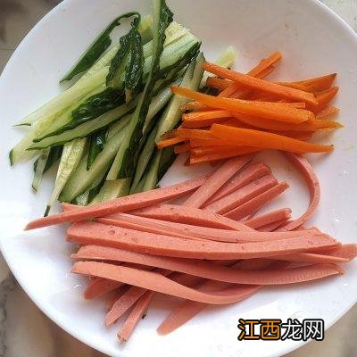 紫菜包饭里加什么好吃？紫菜包饭里面适合放什么，这篇文章告诉你答案