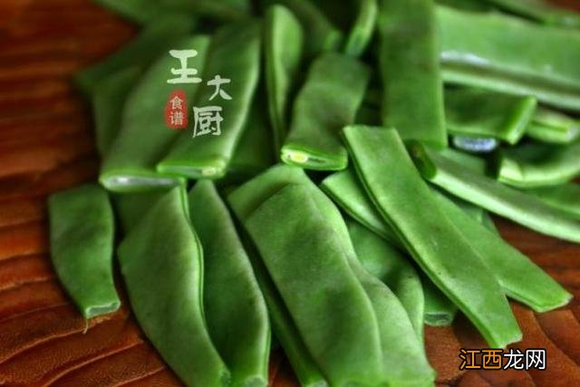 芸豆土豆炖鸡做法？炖鸡放芸豆可以吗，点这，一看就会