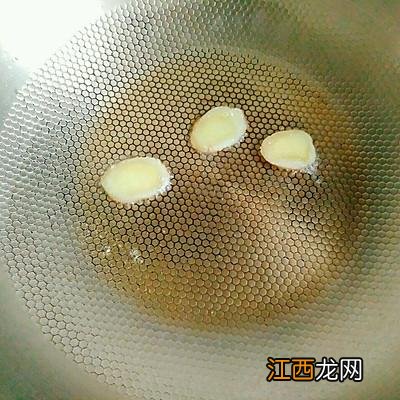 鹌鹑蛋能炒什么菜详细的配料表？鹌鹑蛋能和啥菜炒，文章引网友点赞