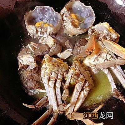 大闸蟹可以配点什么菜？大闸蟹配什么菜和主食，看此文，一探究竟