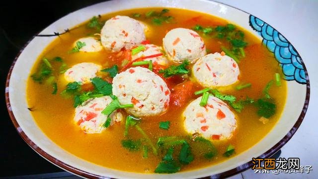 秋天炖什么骨头汤最合适?入秋放什么煲骨头汤好,看完会有怎样的收获?