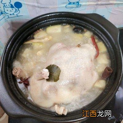 酸萝卜可以做什么菜吃？酸萝卜可以做什么汤，打开这里看好文