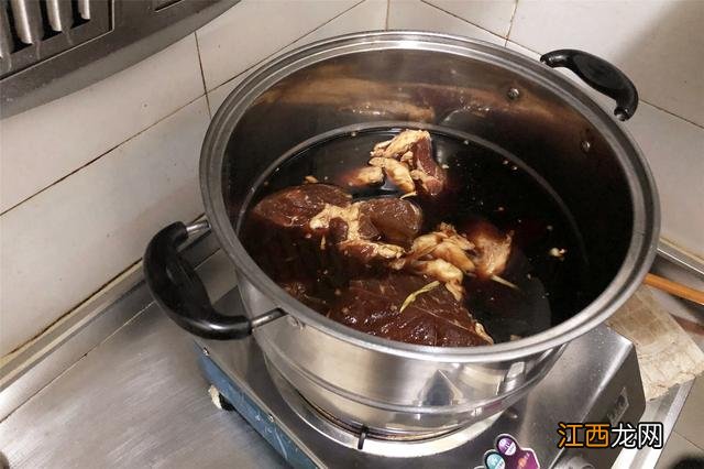 饭店炖牛肉需要什么调料比例？饭店炖牛肉用什么酱油，重点知识来了