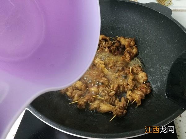 牙签肉用什么肉做的？牙签肉的正宗制作方法，叒叒叒上新啦