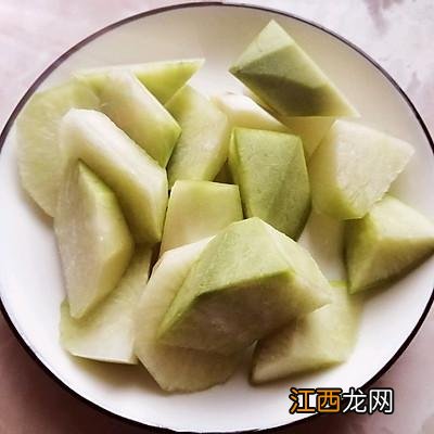 青萝卜加什么材料煲汤好？青萝卜煲汤方法，有必要读一下这篇文章