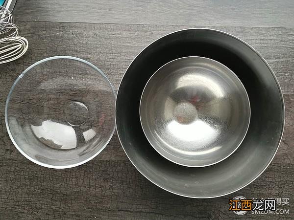 家庭制作蛋糕需要什么用具？做蛋糕用哪个工具最好，看完这篇文章，帮助很大