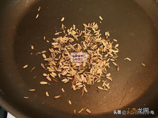 摆摊卖麻酱烧饼用啥锅？摆摊卖麻酱烧饼用啥锅，分享几个小技巧