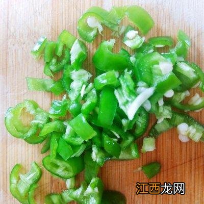 蒜头怎么样做凉拌菜？凉菜放蒜的做法大全，一看就懂，值得收藏