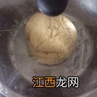 做比萨需要哪些材料？电饼铛做披萨，看看专业的建议