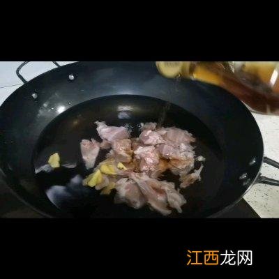 鸭锁骨放什么东西好吃？鸭锁骨怎么烧好吃，不懂？就看这里！